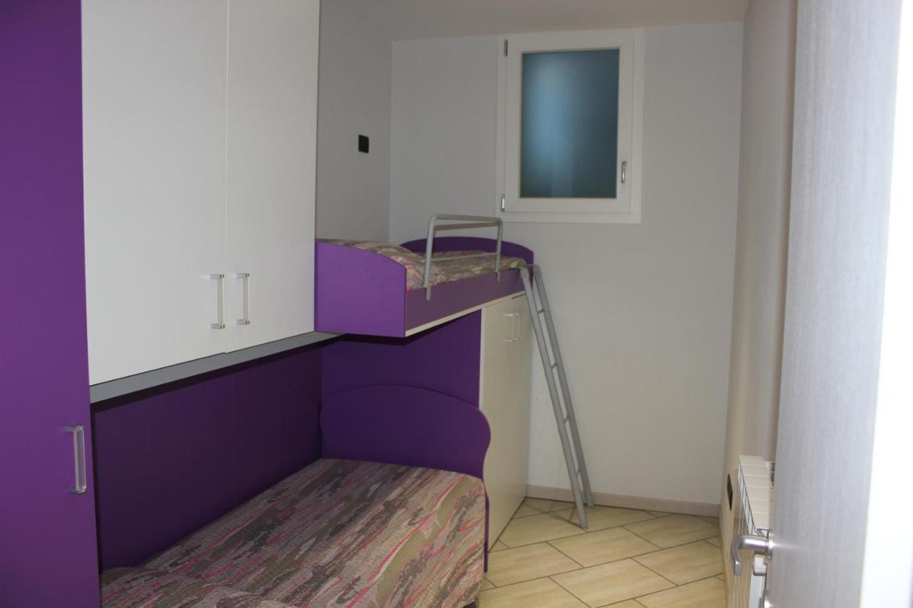 Casa Simone Apartment โอเมญา ภายนอก รูปภาพ