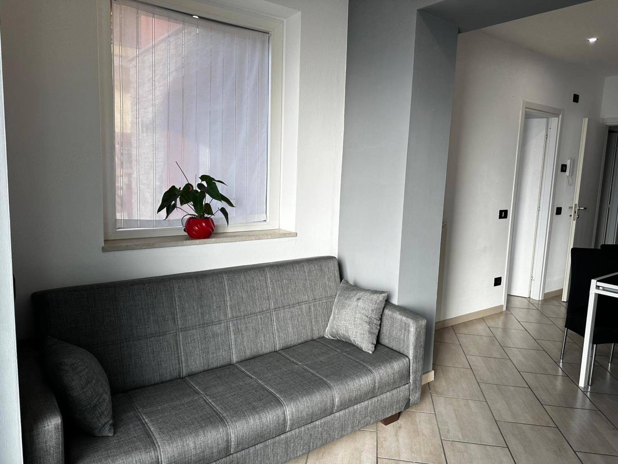Casa Simone Apartment โอเมญา ภายนอก รูปภาพ